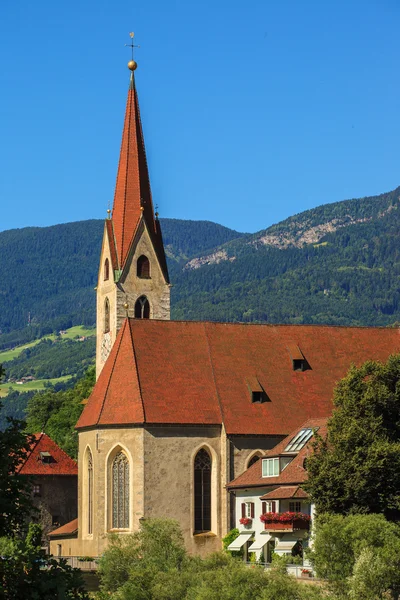 Chiesa cattolica di Sant'Andreas — Foto Stock