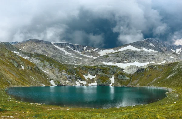 Gölde Uludağ Milli Parkı