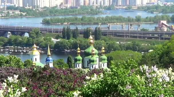 Klášter Vydubitsky Saint Michael, Kyjev, Ukrajina — Stock video
