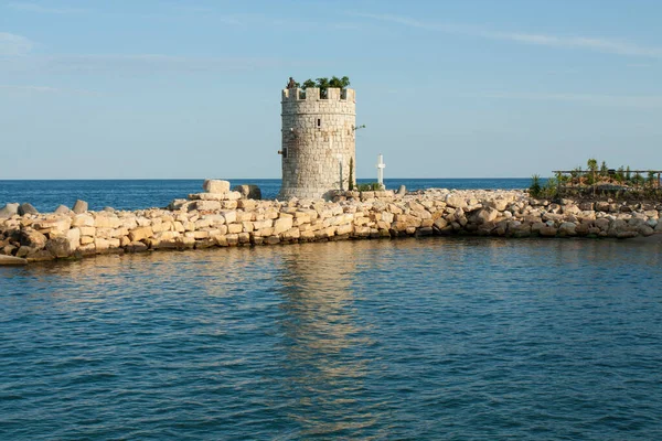 Constantine Helena Bulgarije Juli 2019 Decoratieve Toren Aan Het Strand — Stockfoto