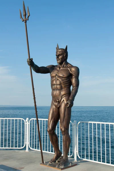 Constantine Helena Bulgaria Липня 2019 Скульптура Нептуна Морському Пірсі Курортний — стокове фото