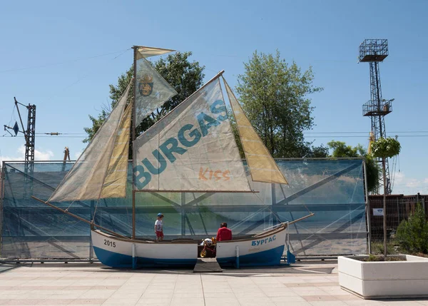 Monumento Barco Porto Cidade Burgas Mar Negro Burgas Bulgária — Fotografia de Stock