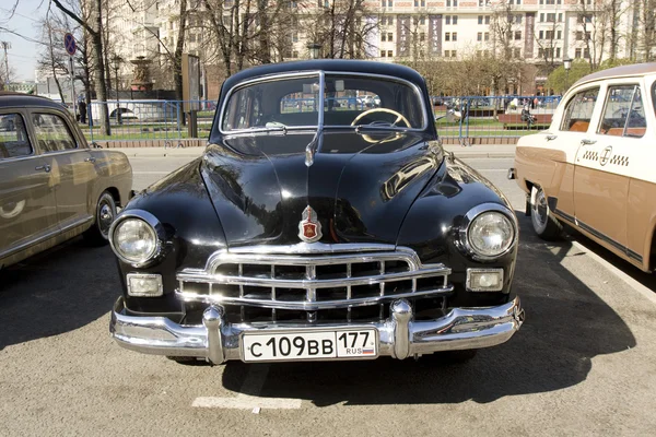 Retro car Volga — Stock Photo, Image