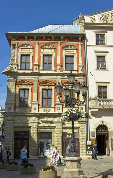 Lvov, piazza del mercato — Foto Stock