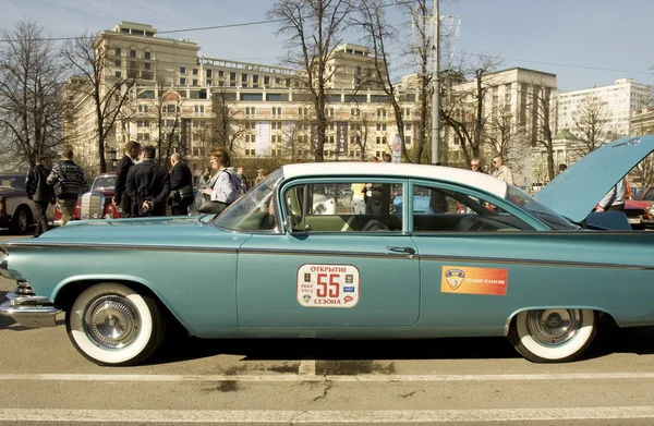 Retro samochodów cadillac — Zdjęcie stockowe