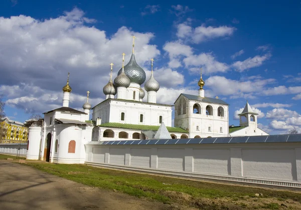 Воскресенский монастырь в Угличе — стоковое фото