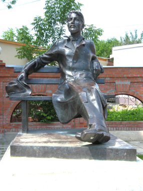 Yazar Çehov Serpukhov, Rusya'da anıt