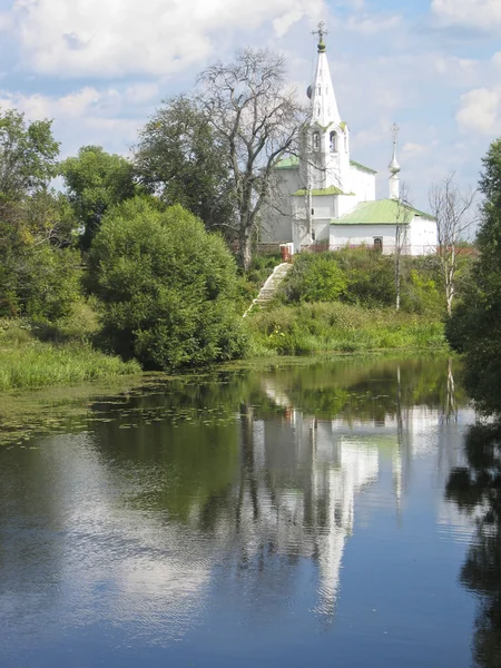 Kościół w Suzdal, Federacja Rosyjska — Zdjęcie stockowe