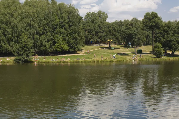 Moskau, park kuzminki — Stockfoto