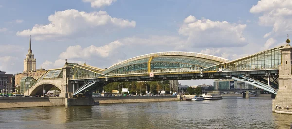 Moscow, bridge of Bogdan Khmelnitsky — Stock Photo, Image