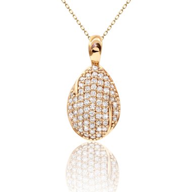 Takı Kolye ve küpe seti. Takı kompozisyon. Aşk sembolü