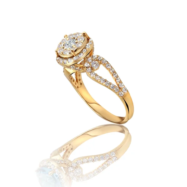 Engajamento Ouro com anel de pedra — Fotografia de Stock