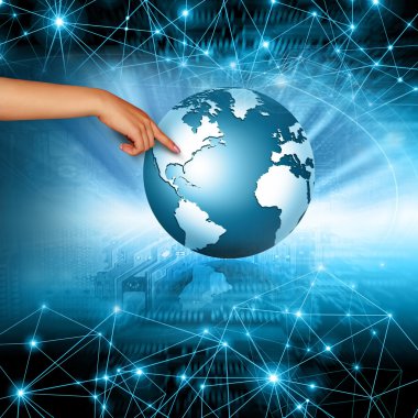 Dünya Haritası üzerinde teknolojik bir arka plan, parlak çizgiler semboller Internet, radyo, televizyon, telefon ve uydu iletişim.