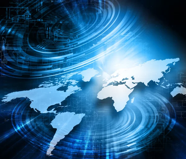 Mapa del mundo sobre un fondo tecnológico, líneas luminosas símbolos de Internet, radio, televisión, comunicaciones móviles y por satélite . —  Fotos de Stock