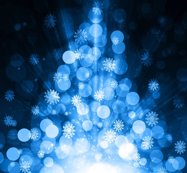 Modrý vánoční strom, krásné sněhové vločky a zářící hvězdy — Stock fotografie