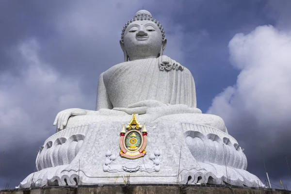 Gran monumento de Buda en la isla de Phuket en Tailandia —  Fotos de Stock