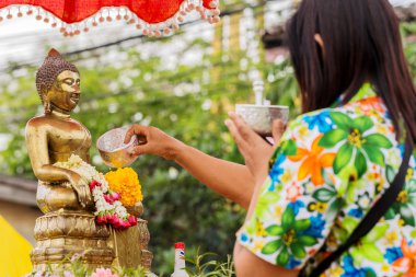 Songkran Festivali