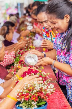 Songkran Festivali
