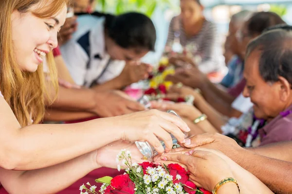 Songkran festival — Stockfoto