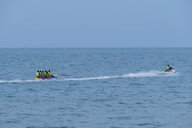 Tayland 'da denizde su motosikleti