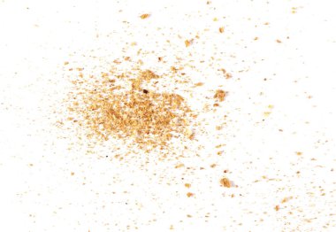 Rusk kırıntıları, beyaz arka planda izole edilmiş tam buğday ekmeği dilimleri, üst manzara.