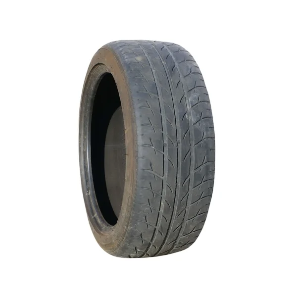 Neumático viejo aislado sobre fondo blanco — Foto de Stock