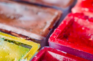 bir suluboya boyalar