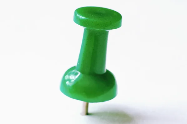 Yeşil bir PIN — Stok fotoğraf