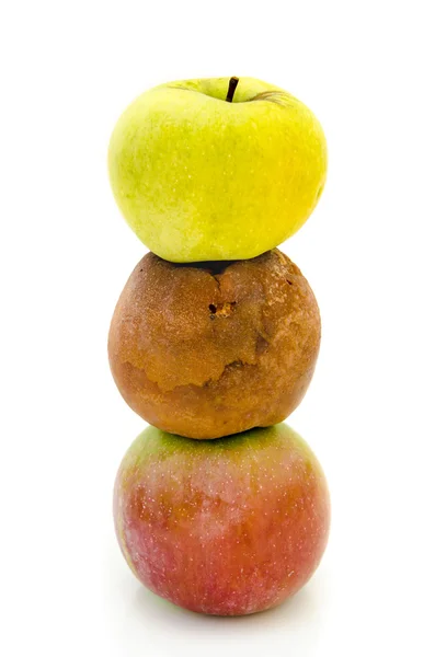 Une pomme pourrie — Photo