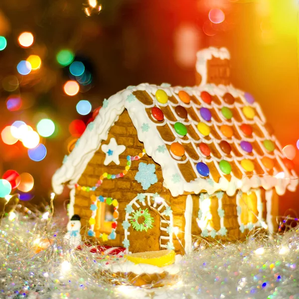 Gingerbread House Blurred Garland Lights Background — Stock Photo, Image