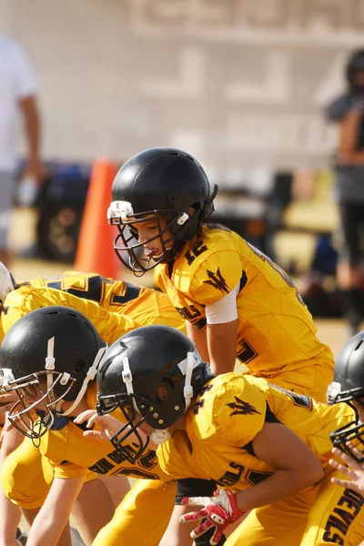 Παιδιά Που Παίζουν Pop Warner Τοπικό Πρωτάθλημα Και Μαθαίνουν Τις — Φωτογραφία Αρχείου