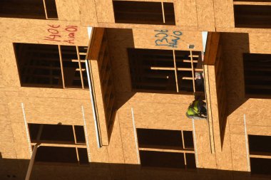 Gilbert, Arizona 'da yeni apartman inşaatı devam ediyor..
