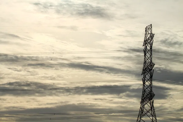 Věž přenosu energie — Stock fotografie