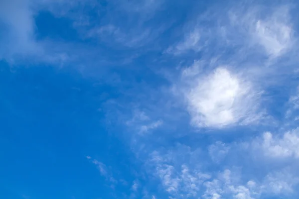 Fondo cielo azul —  Fotos de Stock