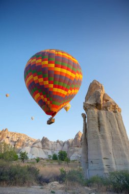 Türkiye 'de uçan sıcak hava balonu Kapadokya, Aşk Vadisi