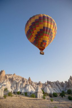 Türkiye 'de uçan sıcak hava balonu Kapadokya, Aşk Vadisi