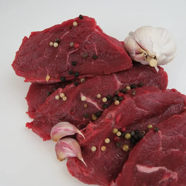 Raw fresh beef — Stock Photo, Image