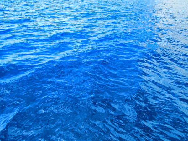 Acqua blu intenso — Foto Stock