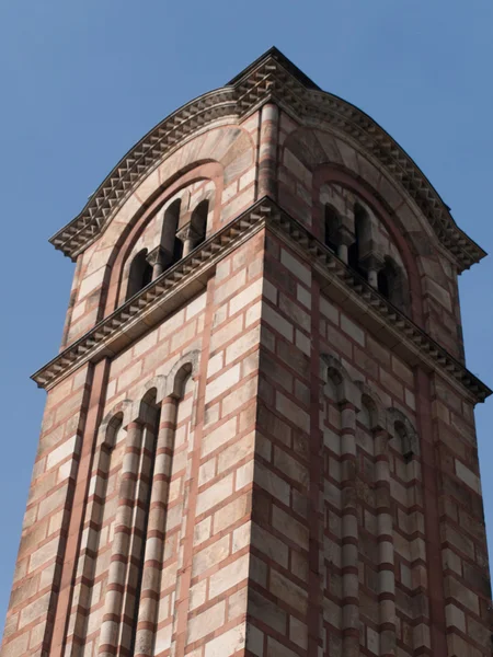 Campanario alto de la Iglesia de San Marcos — Foto de Stock