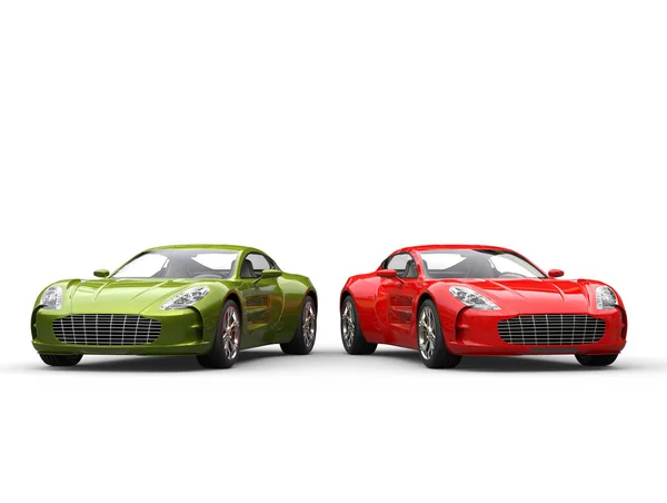 Carros desportivos - verde metálico e vermelho — Fotografia de Stock