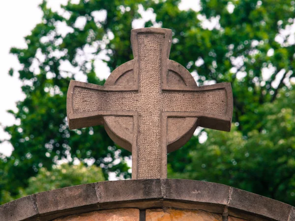 Mooie stenen kruis — Stockfoto