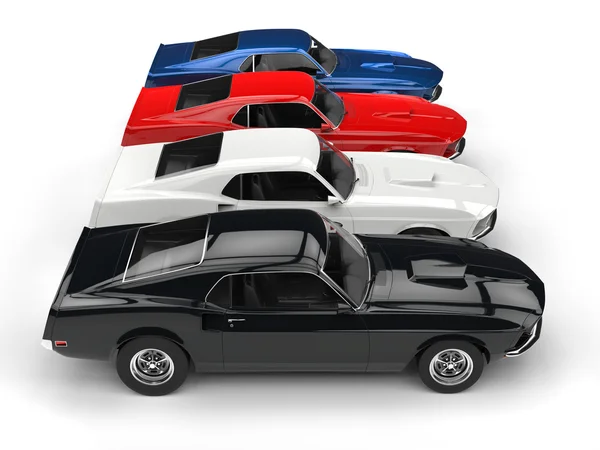 Coloridos coches musculares clásicos - vista superior —  Fotos de Stock