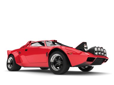 Parlak kırmızı klasik spor yarış arabası - düşük açılı çekim