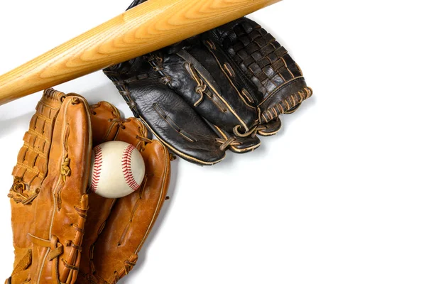 Leder-Baseballhandschuhe mit Ball und Schläger auf weiß — Stockfoto