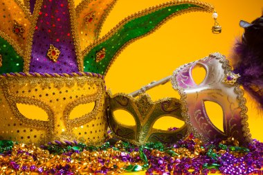 renkli grup mardi gras veya palyaço veya kostümleri bir y