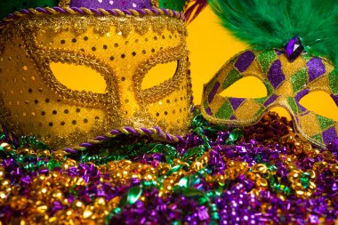 renkli grup mardi gras veya palyaço veya kostümleri bir y
