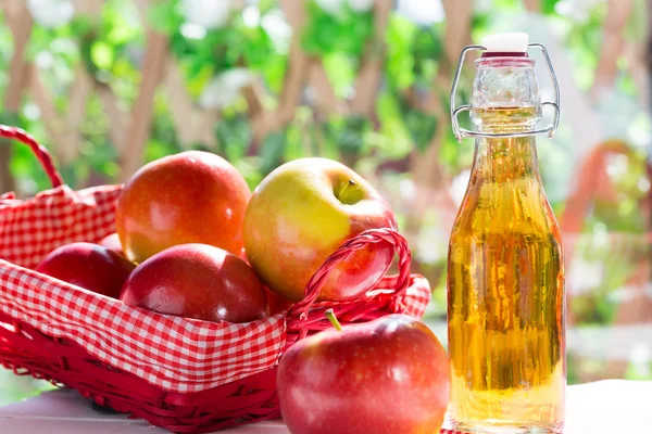 Apple cider azijn — Stockfoto