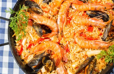 Paella Valenciana