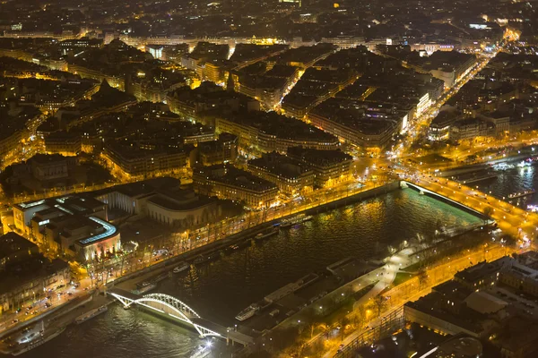 Нічний погляд міста Париж — стокове фото