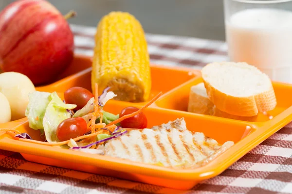 Vassoio pranzo scuola — Foto Stock